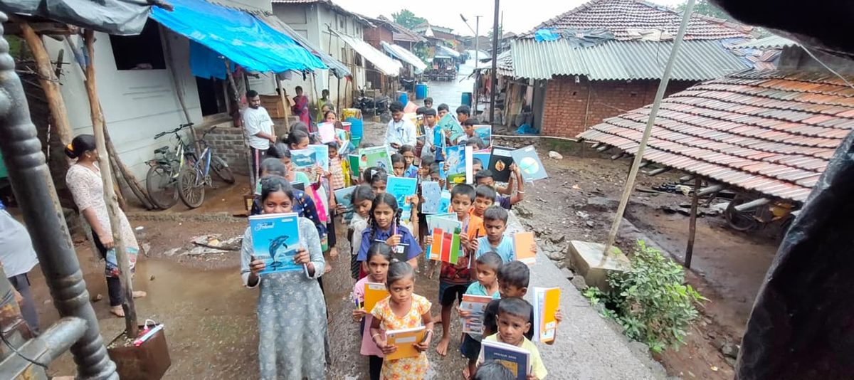 Children learning at a Karunya Trust education programme (photo 12 of 18)